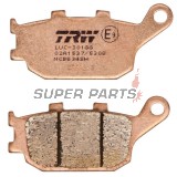 Накладки -TRW- MCB634SH, Honda CB/CBF/CBR/CMX/CRF/NC/NT/VT/VTR/VTX/XL 500-1100cc (1992-2025); Kawasaki EN/EX/KLV/KLZ/Z 650-1000cc (2004-2024); Suzuki DL/GSF/GSR/GSX/GSX-S/SV 650-1250cc (2002-2025); Yamaha FZ/FJ/MT/XJ6/XSR/YZF-R 600-1000cc (2003-2019)