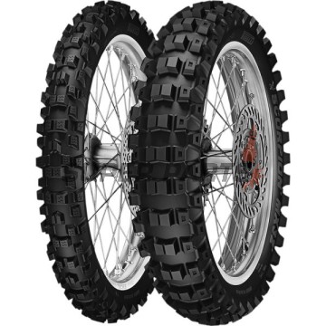 Задна офроуд гума -PIRELLI MOTOR- 110/90-19, SCORPION MX, средно мека