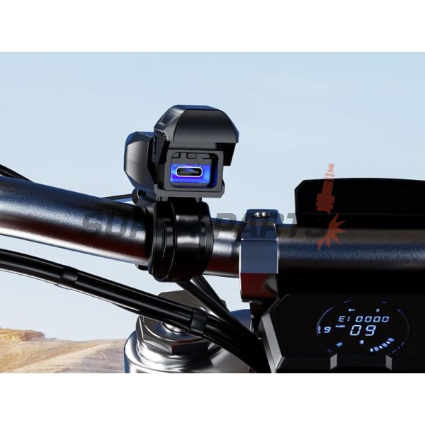 USB адаптер -4 RIDE- USB Type C, с държач за кормило 22mm - универсална