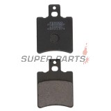 Накладки -FERODO- FDB889EF, Aprilia AF1 (1987-1991), RS/SR/Rally (1993-2006), Tuono/SX (2004-2007); Cagiva Aletta/Elefant/Dakar (1981-2000); KTM SX 60/65 (2000-2003); MBK Booster/Nitro/Ovetto (1994-2006); Yamaha Breeze (1995-2012); Piaggio DNA/GTX/Hexagon